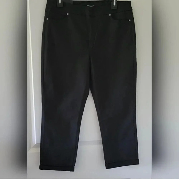 Mario Serrani Italy Comfort Stretch Cuff Capri - Picture 6 of 8